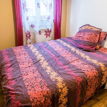 Maison Agreable En Centre Historique Saint-Céré Kültér fotó